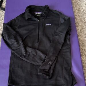 Patagonia Black Quarter-Zip Pullover